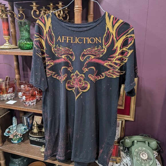 Affliction 2XL T-shirt Y2k Men's Mike V Tee Black Yellow Red Distressed Thrashed - Picture 1 of 6